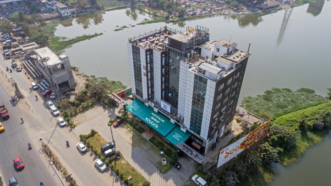 Offbeat Ccu Hostel Calcutta Exterior foto